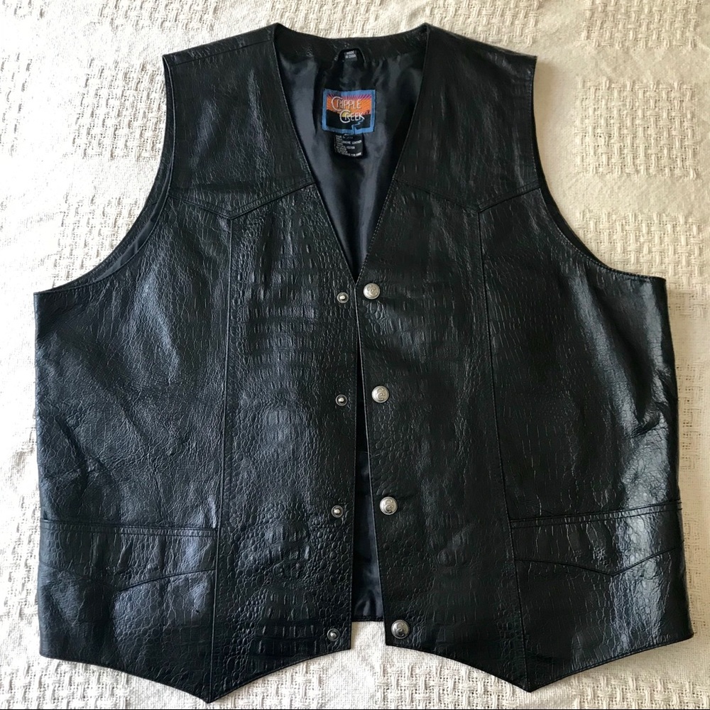 Men’s black leather vest